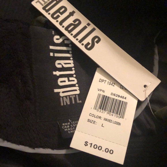 Details Woman’s Hoodie Coat - Picture 8 of 8